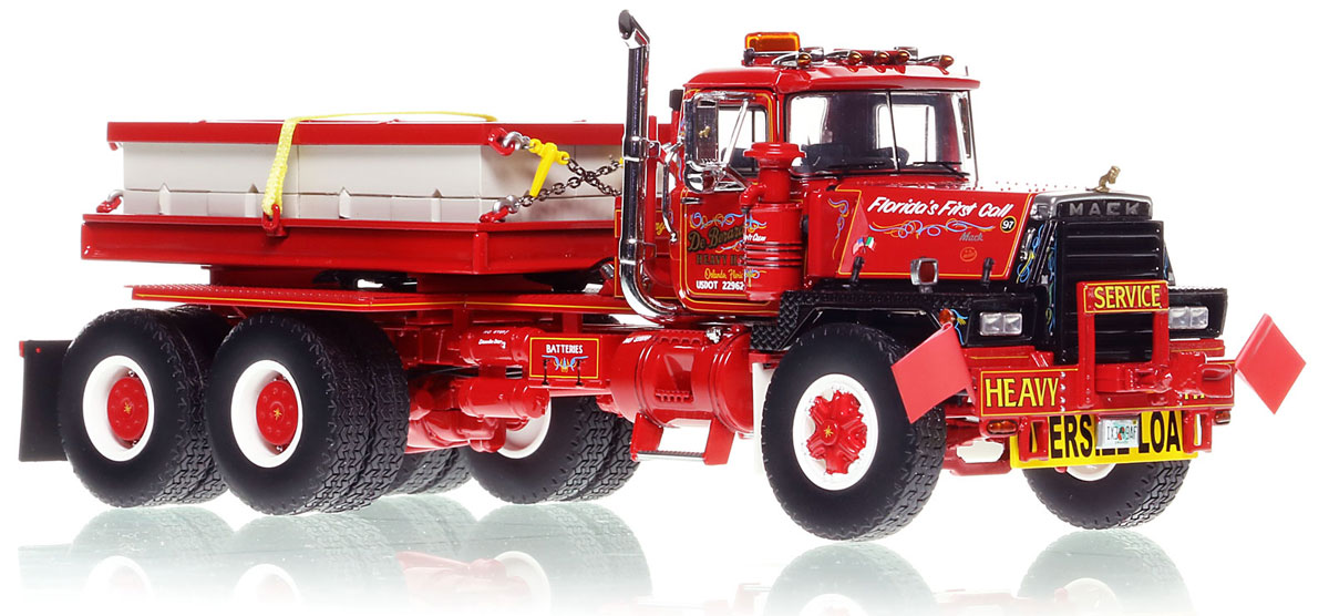 1:50 scale diecast replica of DeBerardinis Heavy Haul 1990 Mack RD800 - Big Kenny